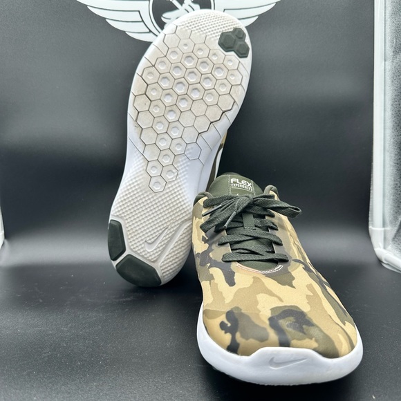 Nike Flex Experience RN 8 “Camo” men’s size 13 - Picture 2 of 4